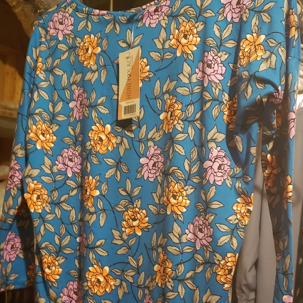 Blue floral California tunic